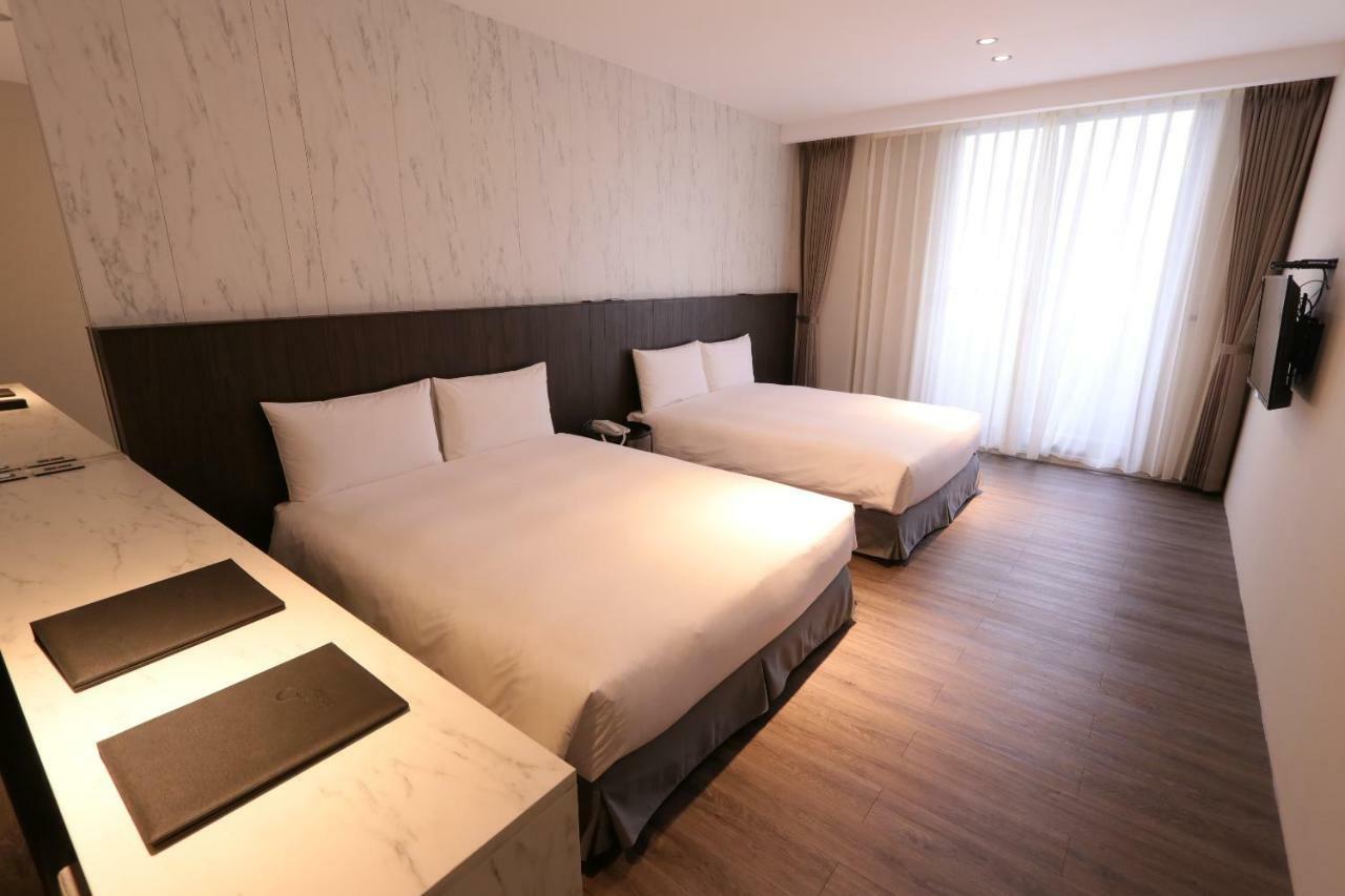 Hotel Hesper Hsr Тайчжун Экстерьер фото